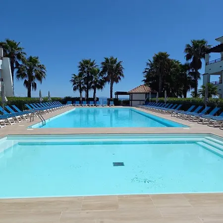 Avec Piscine Vue Et Montagne * サン・ニコラオ