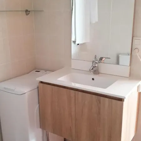 Avec Piscine Vue Et Montagne *