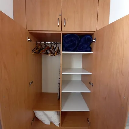 Avec Piscine Vue Et Montagne Apartman *