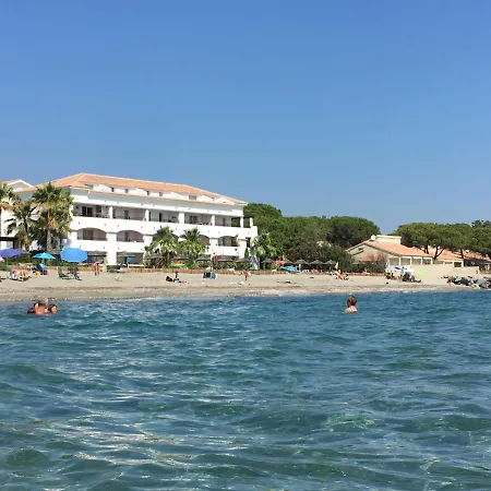 Avec Piscine Vue Et Montagne Apartmán
