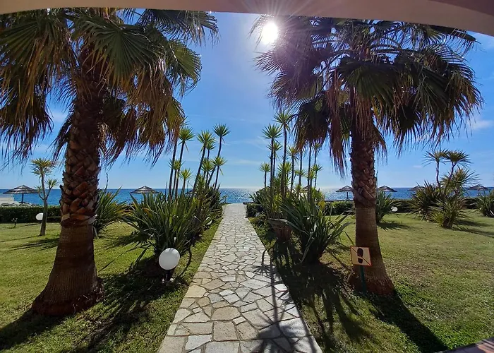 Avec Piscine Vue Et Montagne Apartmán *