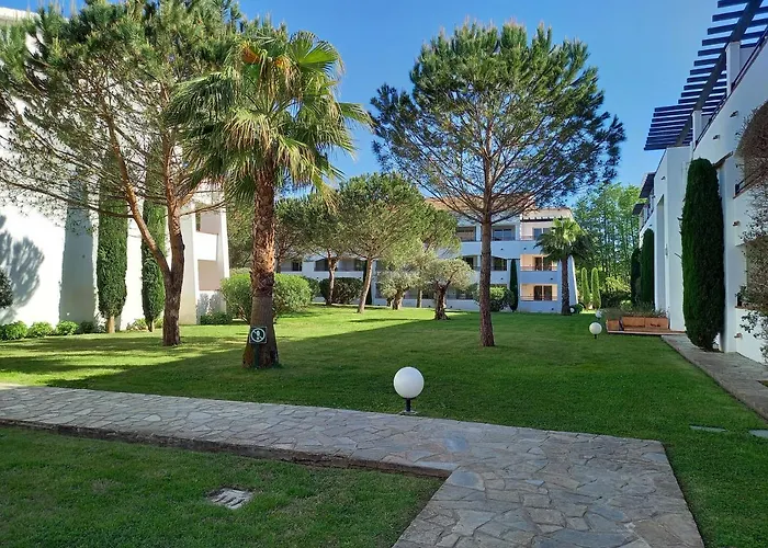 Apartmán Avec Piscine Vue Et Montagne *