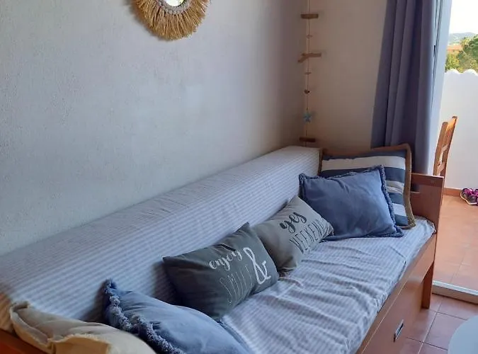 Avec Piscine Vue Et Montagne *