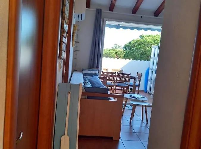 Avec Piscine Vue Et Montagne *